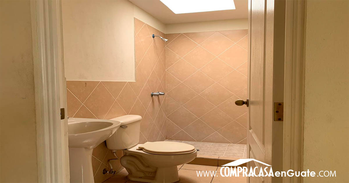 Venta de Casa o Casas, Terrenos, Propiedades, Apartamentos, Inmuebles en Guatemala, zona 11, zona 7, zona 2, zona 18, zona 16, Mixco, Carretera Al Salvador, Fraijanes, Santa Catarina Pinula, Antigua Guatemala, Villa Nueva, Villa Canales, San Miguel Petapa - Venta o Alquiler de Casas En Guatemala