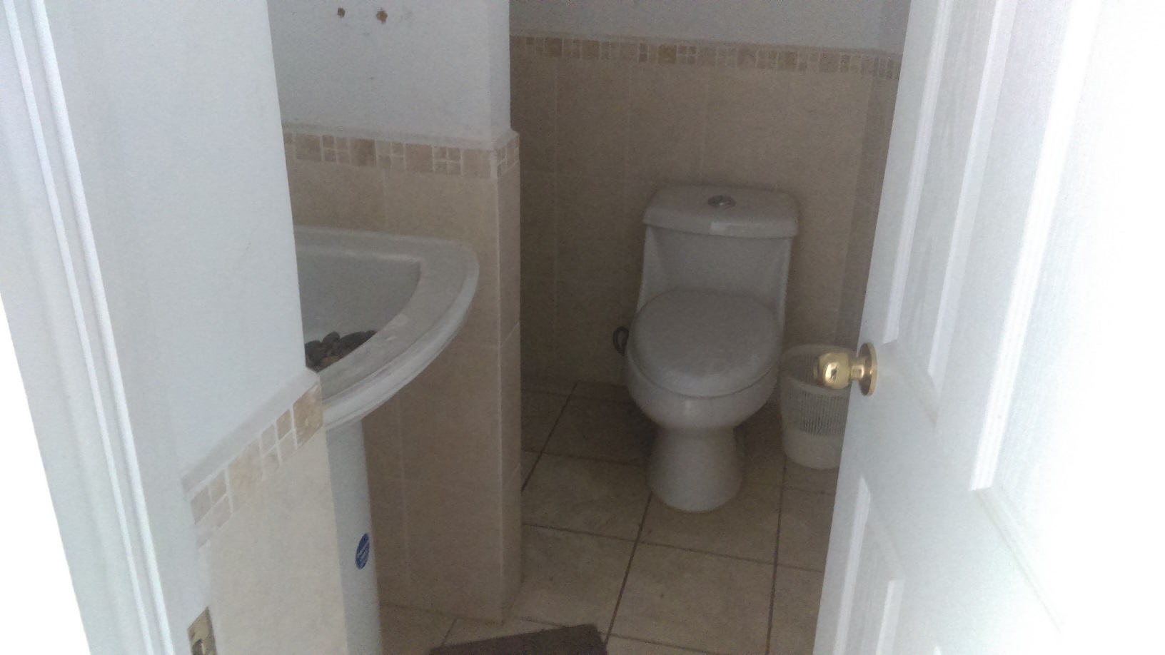 Venta de Casa o Casas, Terrenos, Propiedades, Apartamentos, Inmuebles en Guatemala, zona 11, zona 7, zona 2, zona 18, zona 16, Mixco, Carretera Al Salvador, Fraijanes, Santa Catarina Pinula, Antigua Guatemala, Villa Nueva, Villa Canales, San Miguel Petapa - Venta o Alquiler de Casas En Guatemala