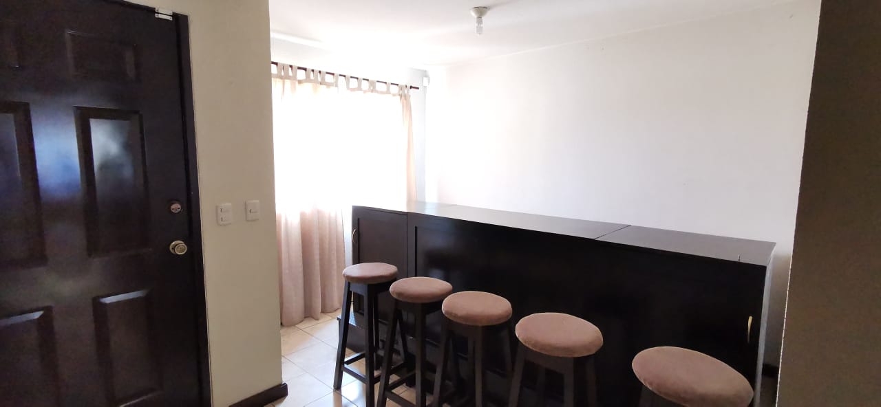 Venta de Casa o Casas, Terrenos, Propiedades, Apartamentos, Inmuebles en Guatemala, zona 11, zona 7, zona 2, zona 18, zona 16, Mixco, Carretera Al Salvador, Fraijanes, Santa Catarina Pinula, Antigua Guatemala, Villa Nueva, Villa Canales, San Miguel Petapa - Venta o Alquiler de Casas En Guatemala