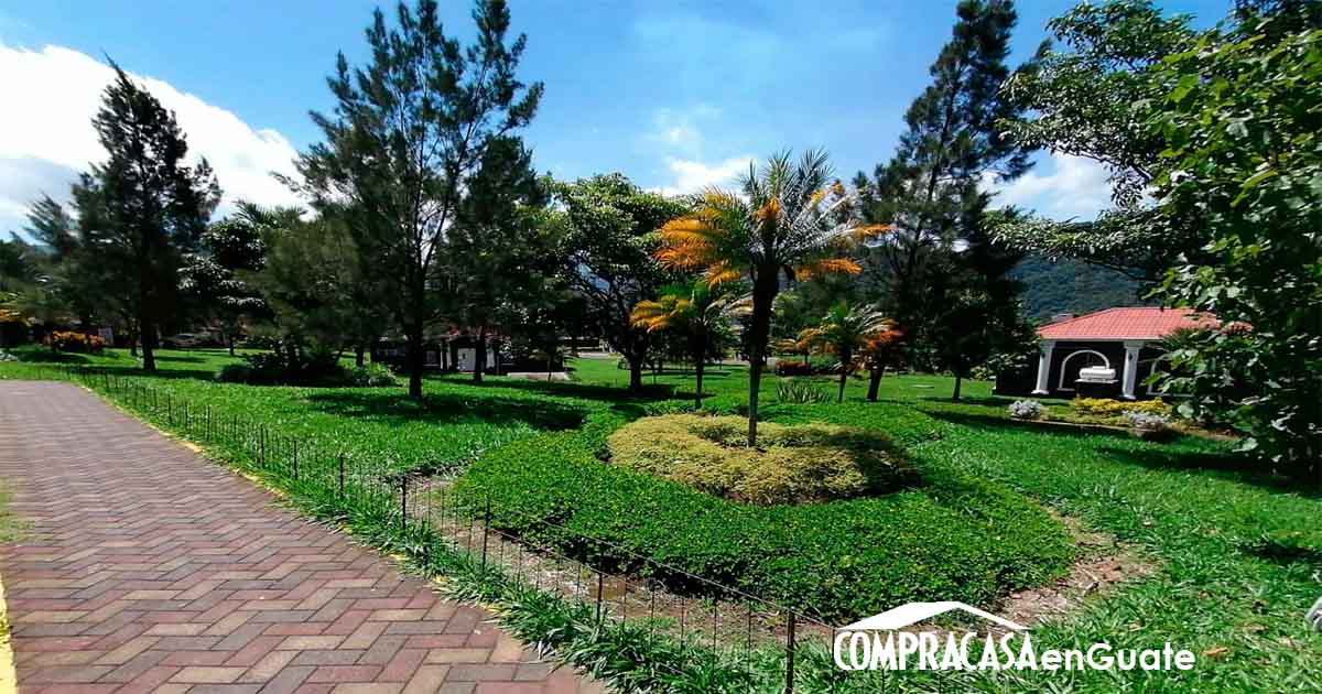 Venta de Casa o Casas, Terrenos, Propiedades, Apartamentos, Inmuebles en Guatemala, zona 11, zona 7, zona 2, zona 18, zona 16, Mixco, Carretera Al Salvador, Fraijanes, Santa Catarina Pinula, Antigua Guatemala, Villa Nueva, Villa Canales, San Miguel Petapa - Venta o Alquiler de Casas En Guatemala