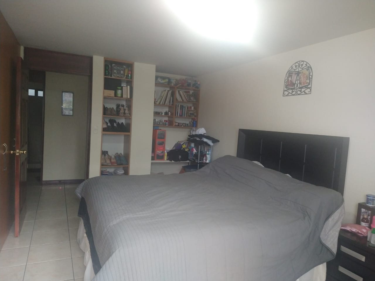 Venta de Casa o Casas, Terrenos, Propiedades, Apartamentos, Inmuebles en Guatemala, zona 11, zona 7, zona 2, zona 18, zona 16, Mixco, Carretera Al Salvador, Fraijanes, Santa Catarina Pinula, Antigua Guatemala, Villa Nueva, Villa Canales, San Miguel Petapa - Venta o Alquiler de Casas En Guatemala