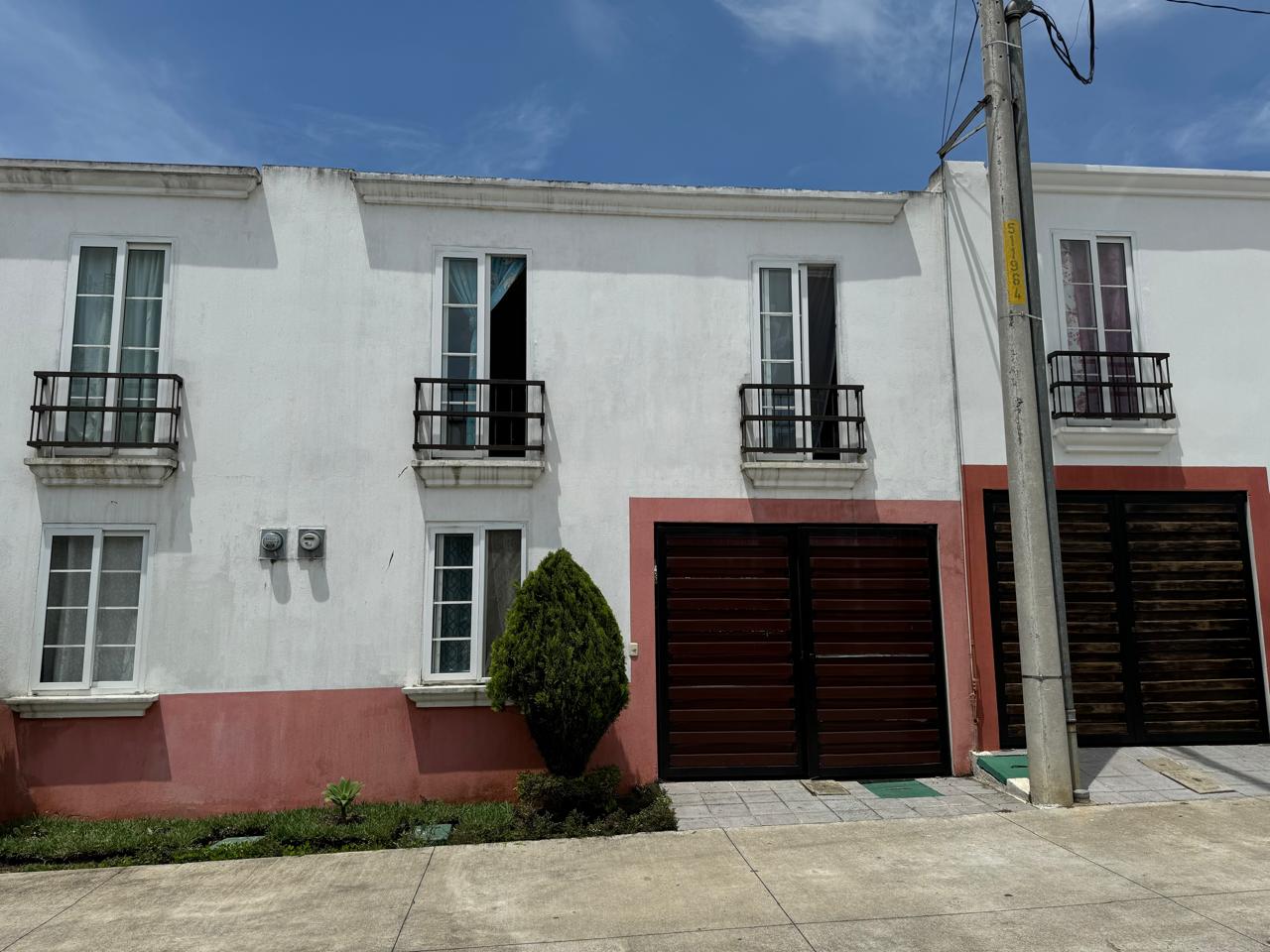 Venta de Casa o Casas, Terrenos, Propiedades, Apartamentos, Inmuebles en Guatemala, zona 11, zona 7, zona 2, zona 18, zona 16, Mixco, Carretera Al Salvador, Fraijanes, Santa Catarina Pinula, Antigua Guatemala, Villa Nueva, Villa Canales, San Miguel Petapa - Venta o Alquiler de Casas En Guatemala