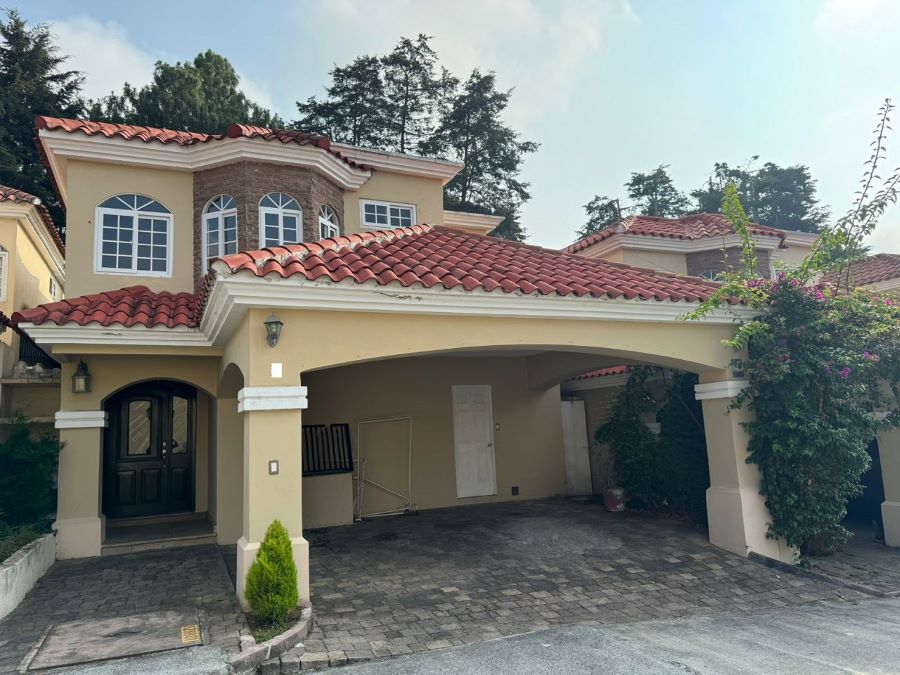 Venta de Casa o Casas, Terrenos, Propiedades, Apartamentos, Inmuebles en Guatemala, zona 11, zona 7, zona 2, zona 18, zona 16, Mixco, Carretera Al Salvador, Fraijanes, Santa Catarina Pinula, Antigua Guatemala, Villa Nueva, Villa Canales, San Miguel Petapa - Venta o Alquiler de Casas En Guatemala