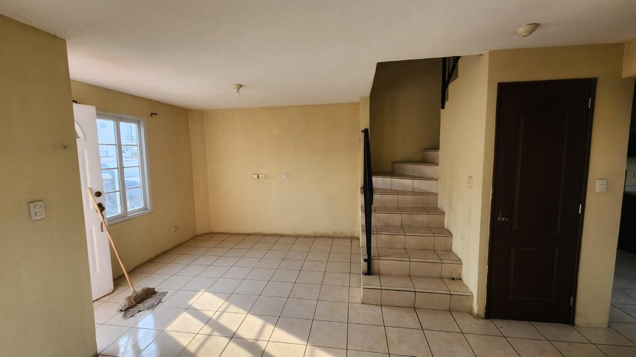 Venta de Casa o Casas, Terrenos, Propiedades, Apartamentos, Inmuebles en Guatemala, zona 11, zona 7, zona 2, zona 18, zona 16, Mixco, Carretera Al Salvador, Fraijanes, Santa Catarina Pinula, Antigua Guatemala, Villa Nueva, Villa Canales, San Miguel Petapa - Venta o Alquiler de Casas En Guatemala