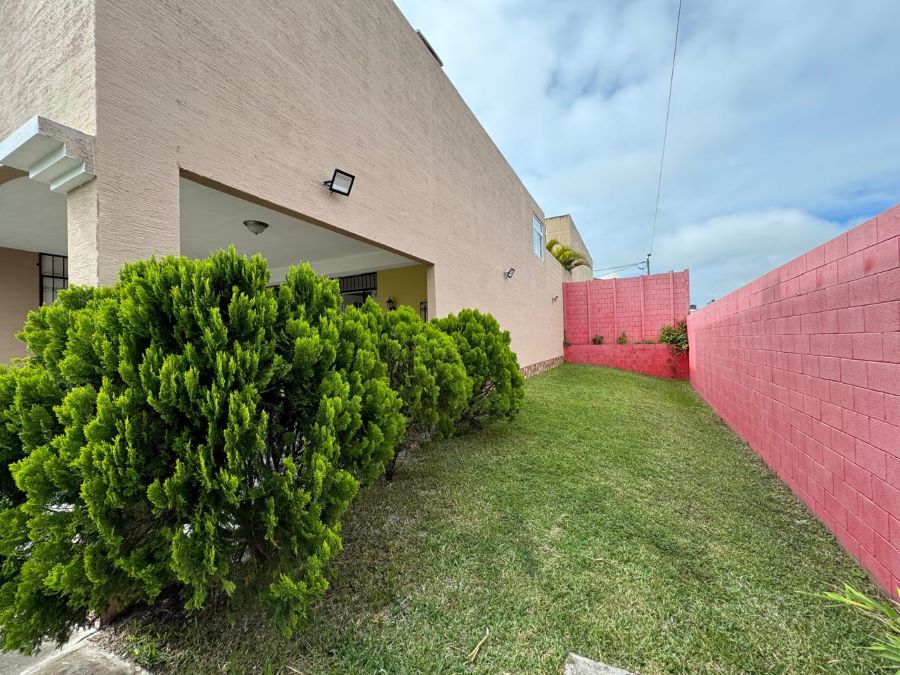 Venta de Casa o Casas, Terrenos, Propiedades, Apartamentos, Inmuebles en Guatemala, zona 11, zona 7, zona 2, zona 18, zona 16, Mixco, Carretera Al Salvador, Fraijanes, Santa Catarina Pinula, Antigua Guatemala, Villa Nueva, Villa Canales, San Miguel Petapa - Venta o Alquiler de Casas En Guatemala