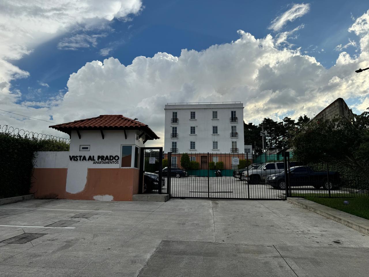 Venta de Casa o Casas, Terrenos, Propiedades, Apartamentos, Inmuebles en Guatemala, zona 11, zona 7, zona 2, zona 18, zona 16, Mixco, Carretera Al Salvador, Fraijanes, Santa Catarina Pinula, Antigua Guatemala, Villa Nueva, Villa Canales, San Miguel Petapa - Venta o Alquiler de Casas En Guatemala