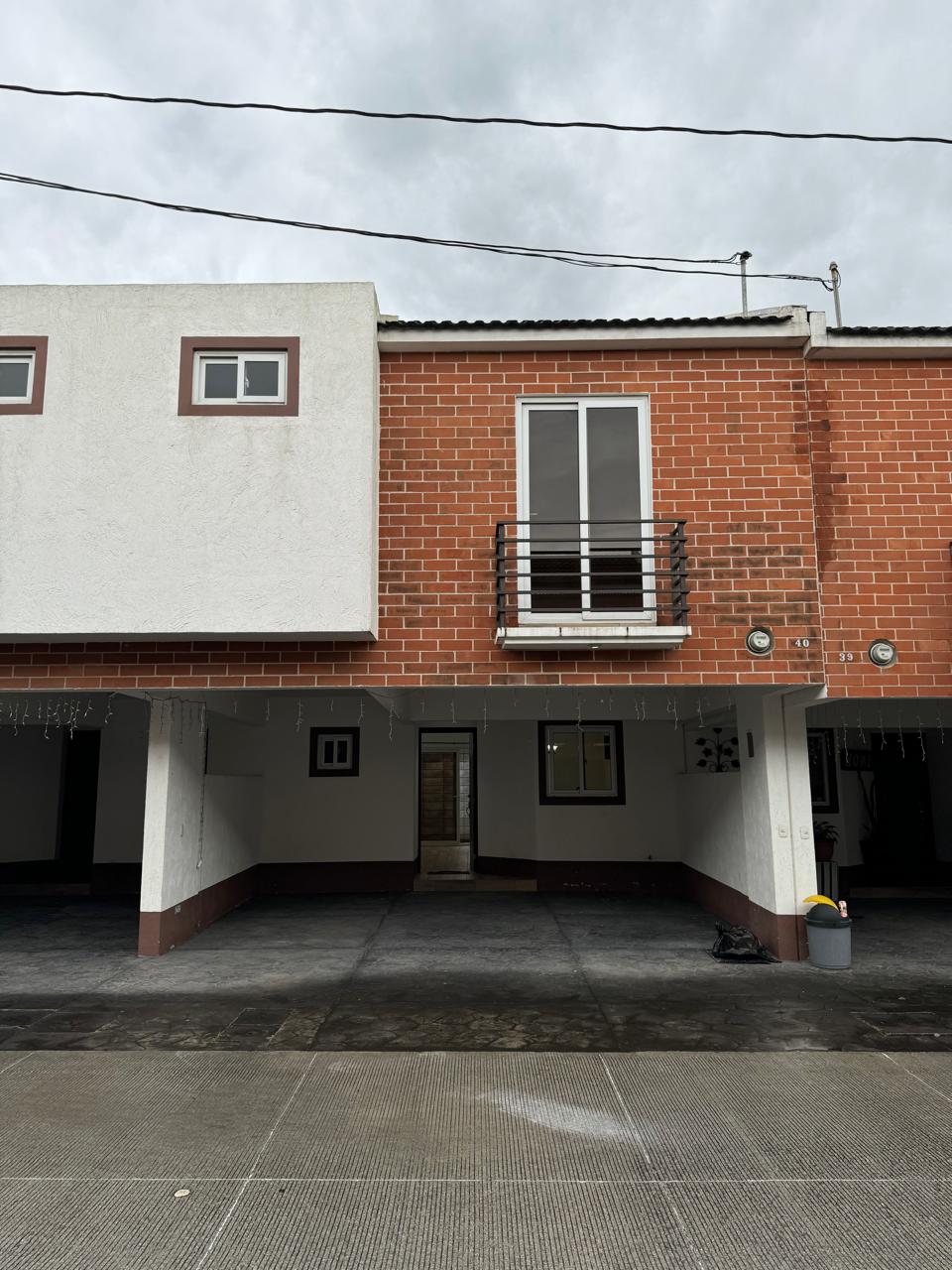 Venta de Casa o Casas, Terrenos, Propiedades, Apartamentos, Inmuebles en Guatemala, zona 11, zona 7, zona 2, zona 18, zona 16, Mixco, Carretera Al Salvador, Fraijanes, Santa Catarina Pinula, Antigua Guatemala, Villa Nueva, Villa Canales, San Miguel Petapa - Venta o Alquiler de Casas En Guatemala