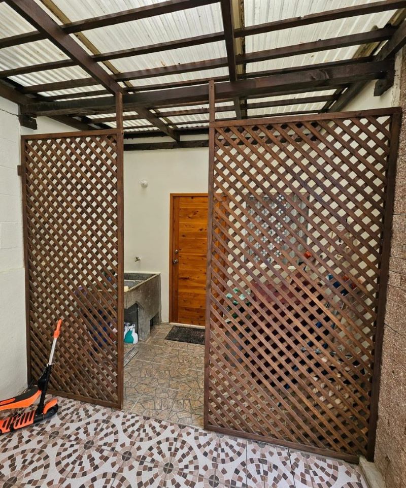 Venta de Casa o Casas, Terrenos, Propiedades, Apartamentos, Inmuebles en Guatemala, zona 11, zona 7, zona 2, zona 18, zona 16, Mixco, Carretera Al Salvador, Fraijanes, Santa Catarina Pinula, Antigua Guatemala, Villa Nueva, Villa Canales, San Miguel Petapa - Venta o Alquiler de Casas En Guatemala