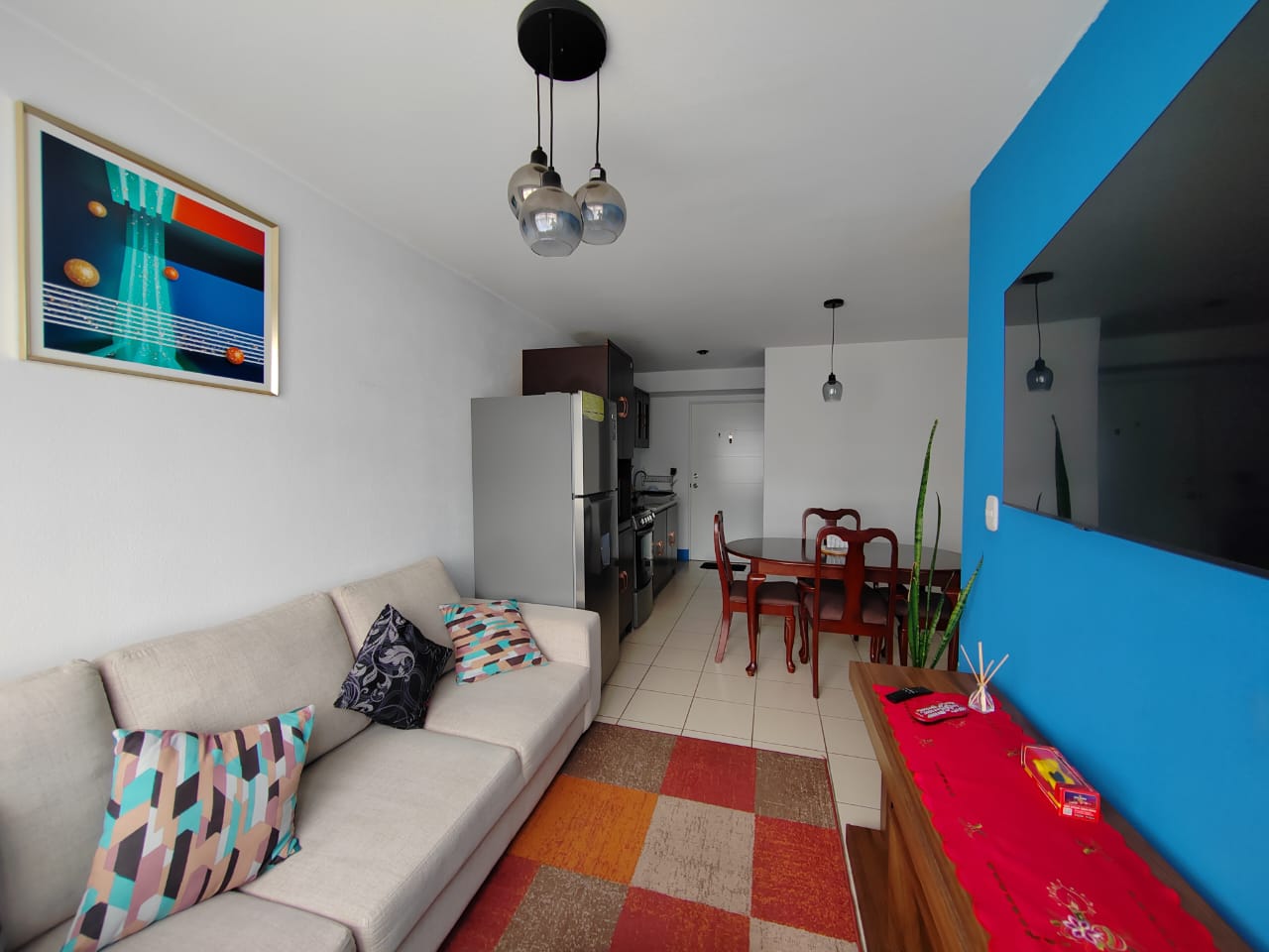 Venta de Casa o Casas, Terrenos, Propiedades, Apartamentos, Inmuebles en Guatemala, zona 11, zona 7, zona 2, zona 18, zona 16, Mixco, Carretera Al Salvador, Fraijanes, Santa Catarina Pinula, Antigua Guatemala, Villa Nueva, Villa Canales, San Miguel Petapa - Venta o Alquiler de Casas En Guatemala