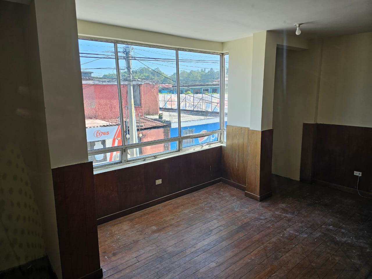 Venta de Casa o Casas, Terrenos, Propiedades, Apartamentos, Inmuebles en Guatemala, zona 11, zona 7, zona 2, zona 18, zona 16, Mixco, Carretera Al Salvador, Fraijanes, Santa Catarina Pinula, Antigua Guatemala, Villa Nueva, Villa Canales, San Miguel Petapa - Venta o Alquiler de Casas En Guatemala