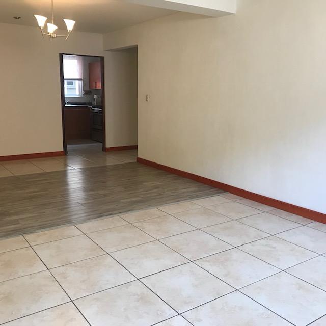 Venta de Casa o Casas, Terrenos, Propiedades, Apartamentos, Inmuebles en Guatemala, zona 11, zona 7, zona 2, zona 18, zona 16, Mixco, Carretera Al Salvador, Fraijanes, Santa Catarina Pinula, Antigua Guatemala, Villa Nueva, Villa Canales, San Miguel Petapa - Venta o Alquiler de Casas En Guatemala