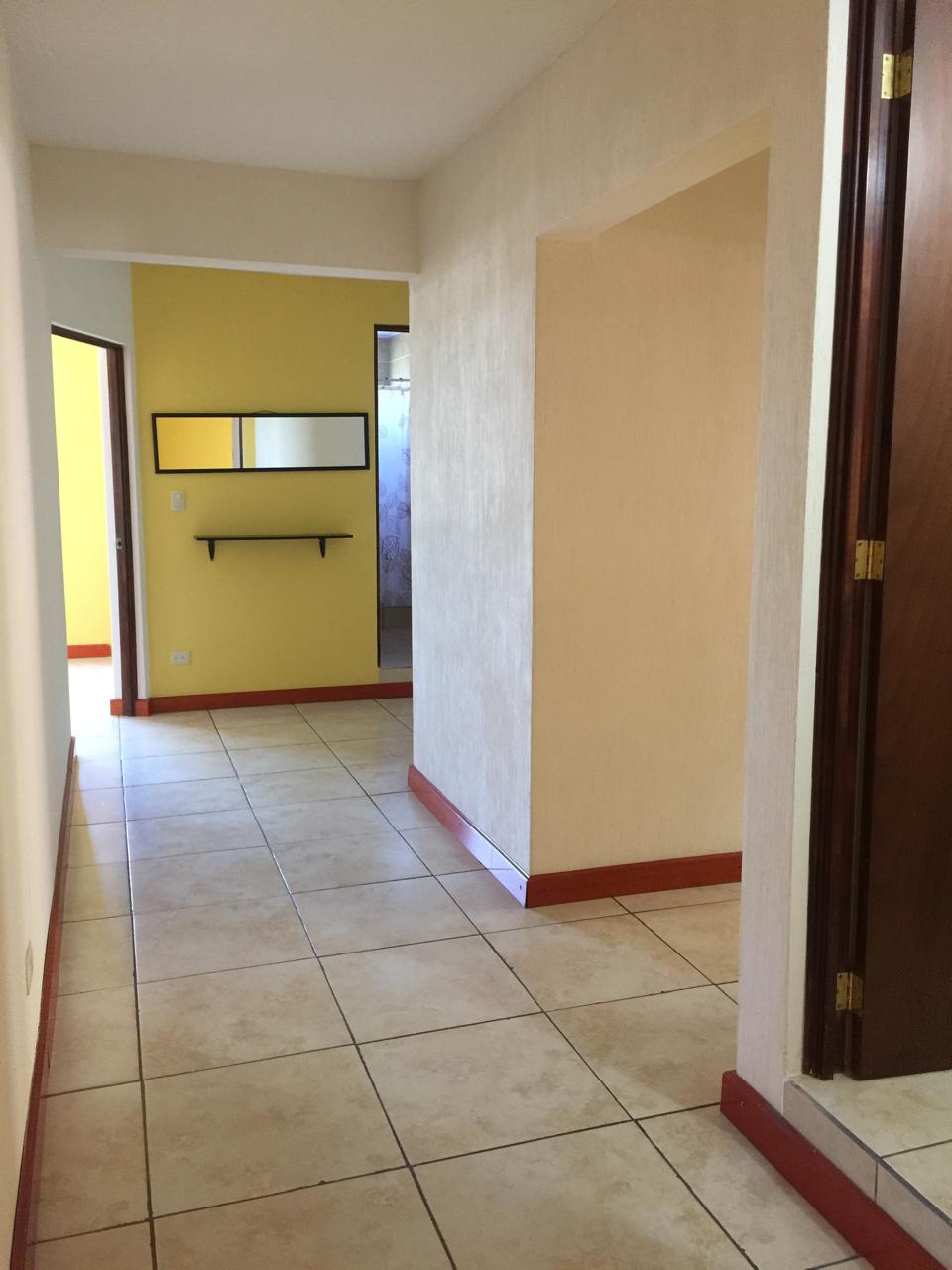 Venta de Casa o Casas, Terrenos, Propiedades, Apartamentos, Inmuebles en Guatemala, zona 11, zona 7, zona 2, zona 18, zona 16, Mixco, Carretera Al Salvador, Fraijanes, Santa Catarina Pinula, Antigua Guatemala, Villa Nueva, Villa Canales, San Miguel Petapa - Venta o Alquiler de Casas En Guatemala