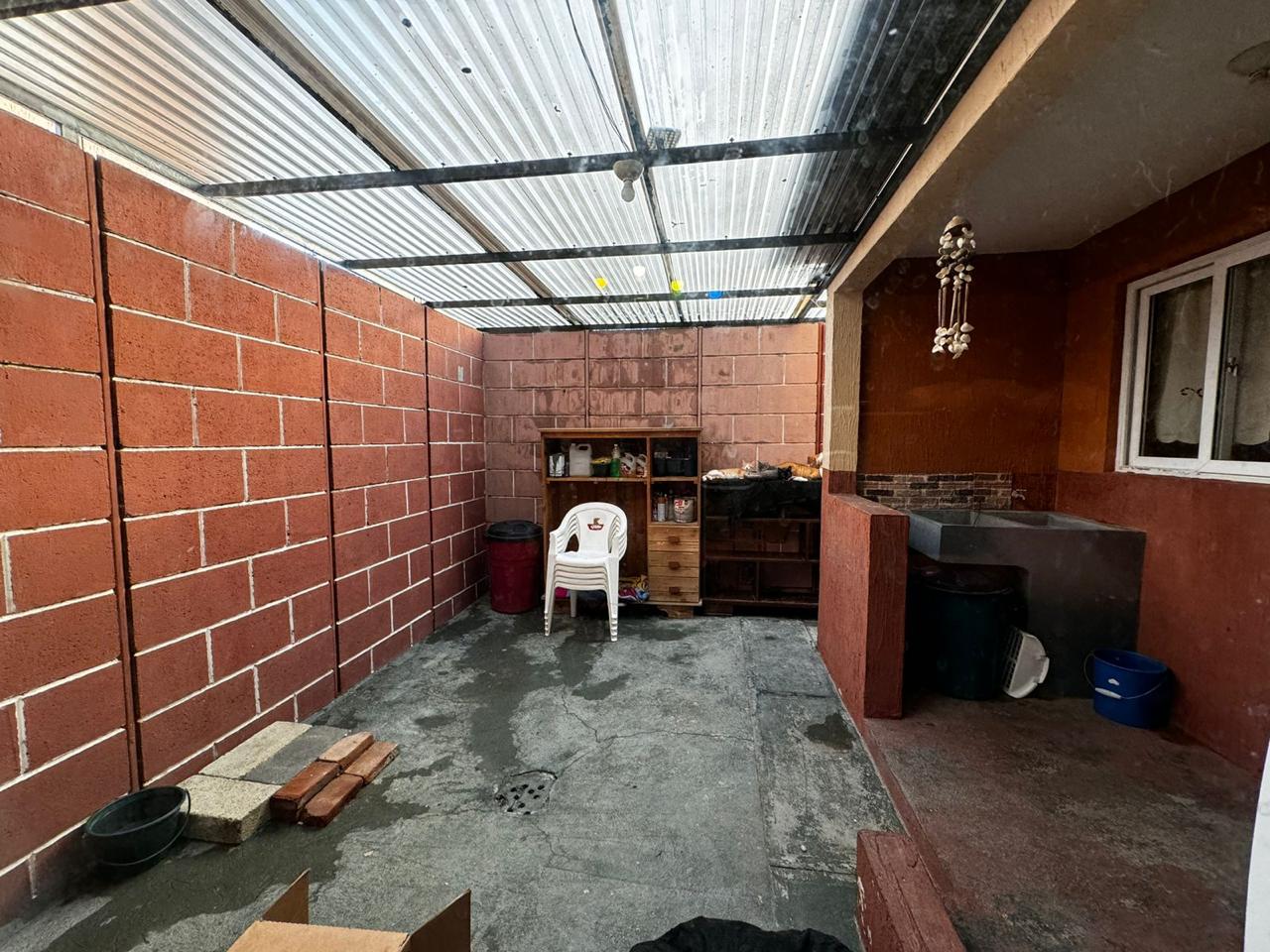 Venta de Casa o Casas, Terrenos, Propiedades, Apartamentos, Inmuebles en Guatemala, zona 11, zona 7, zona 2, zona 18, zona 16, Mixco, Carretera Al Salvador, Fraijanes, Santa Catarina Pinula, Antigua Guatemala, Villa Nueva, Villa Canales, San Miguel Petapa - Venta o Alquiler de Casas En Guatemala