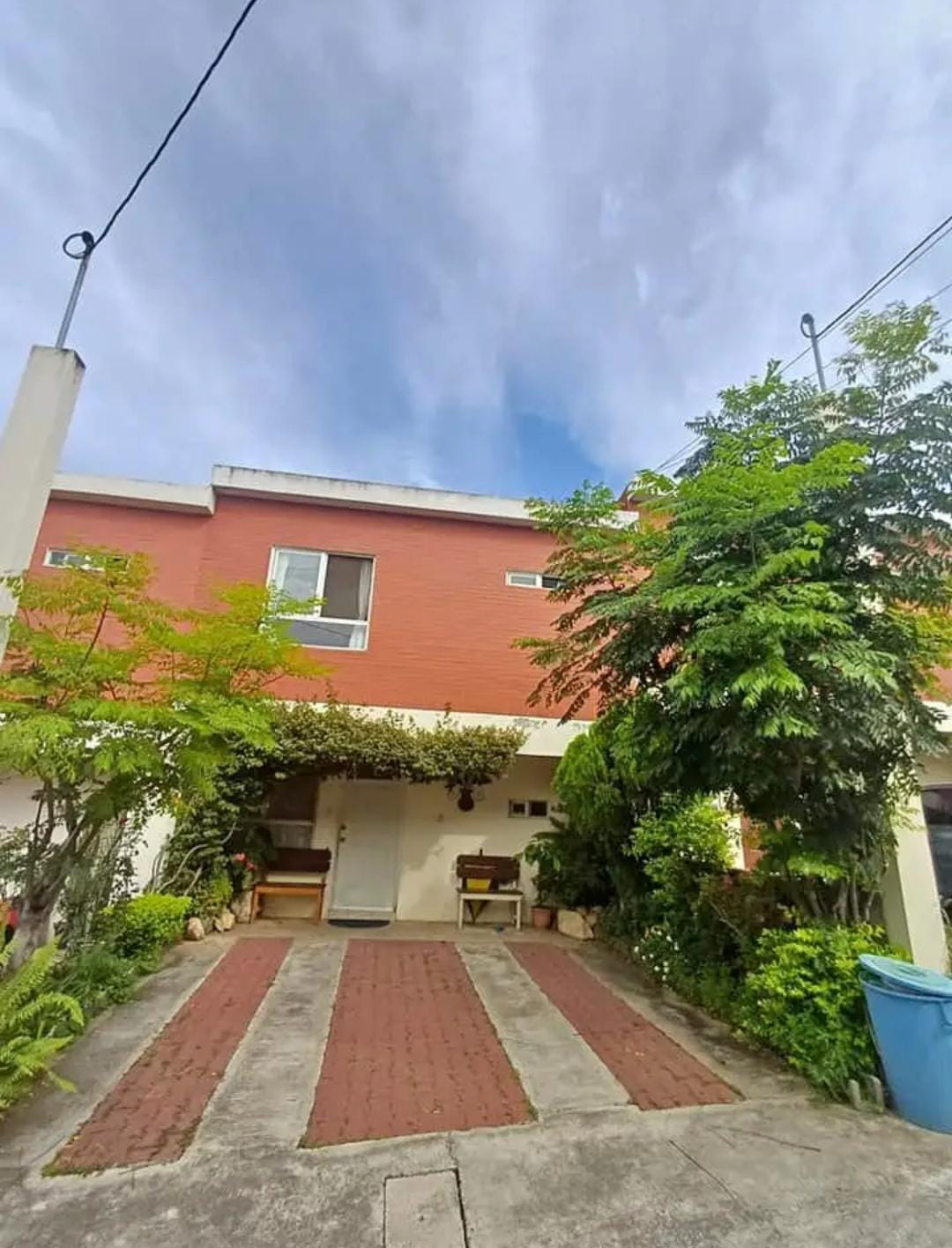 Venta de Casa o Casas, Terrenos, Propiedades, Apartamentos, Inmuebles en Guatemala, zona 11, zona 7, zona 2, zona 18, zona 16, Mixco, Carretera Al Salvador, Fraijanes, Santa Catarina Pinula, Antigua Guatemala, Villa Nueva, Villa Canales, San Miguel Petapa - Venta o Alquiler de Casas En Guatemala