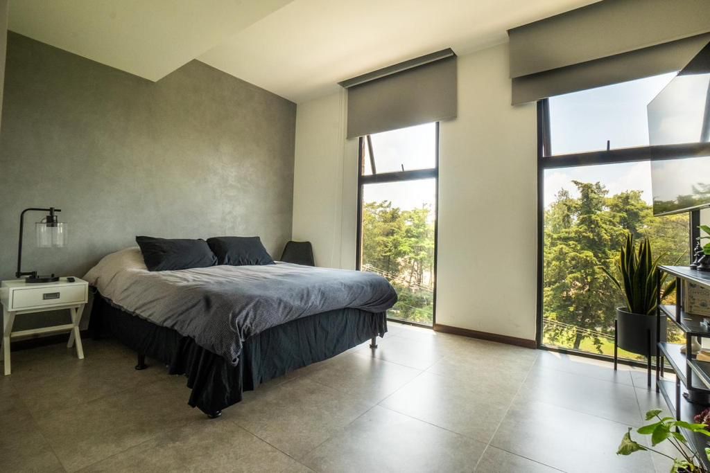 Venta de Casa o Casas, Terrenos, Propiedades, Apartamentos, Inmuebles en Guatemala, zona 11, zona 7, zona 2, zona 18, zona 16, Mixco, Carretera Al Salvador, Fraijanes, Santa Catarina Pinula, Antigua Guatemala, Villa Nueva, Villa Canales, San Miguel Petapa - Venta o Alquiler de Casas En Guatemala