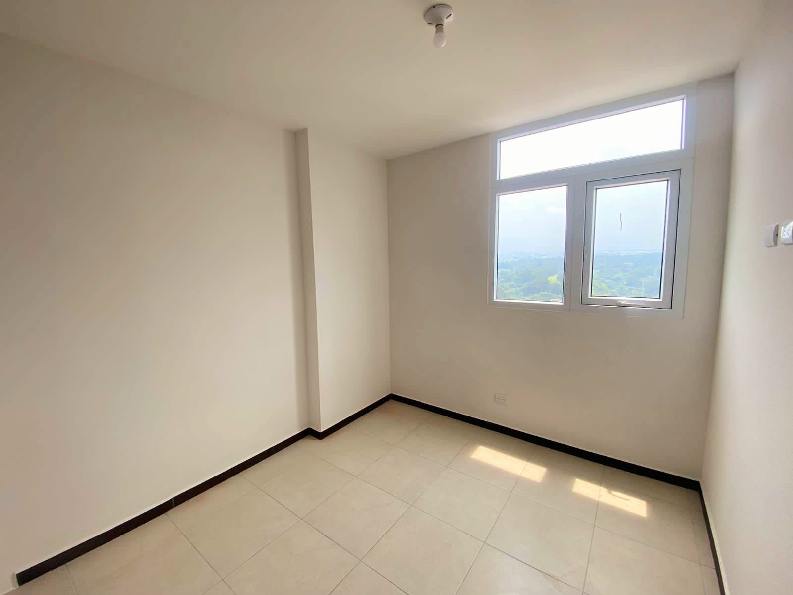 Venta de Casa o Casas, Terrenos, Propiedades, Apartamentos, Inmuebles en Guatemala, zona 11, zona 7, zona 2, zona 18, zona 16, Mixco, Carretera Al Salvador, Fraijanes, Santa Catarina Pinula, Antigua Guatemala, Villa Nueva, Villa Canales, San Miguel Petapa - Venta o Alquiler de Casas En Guatemala