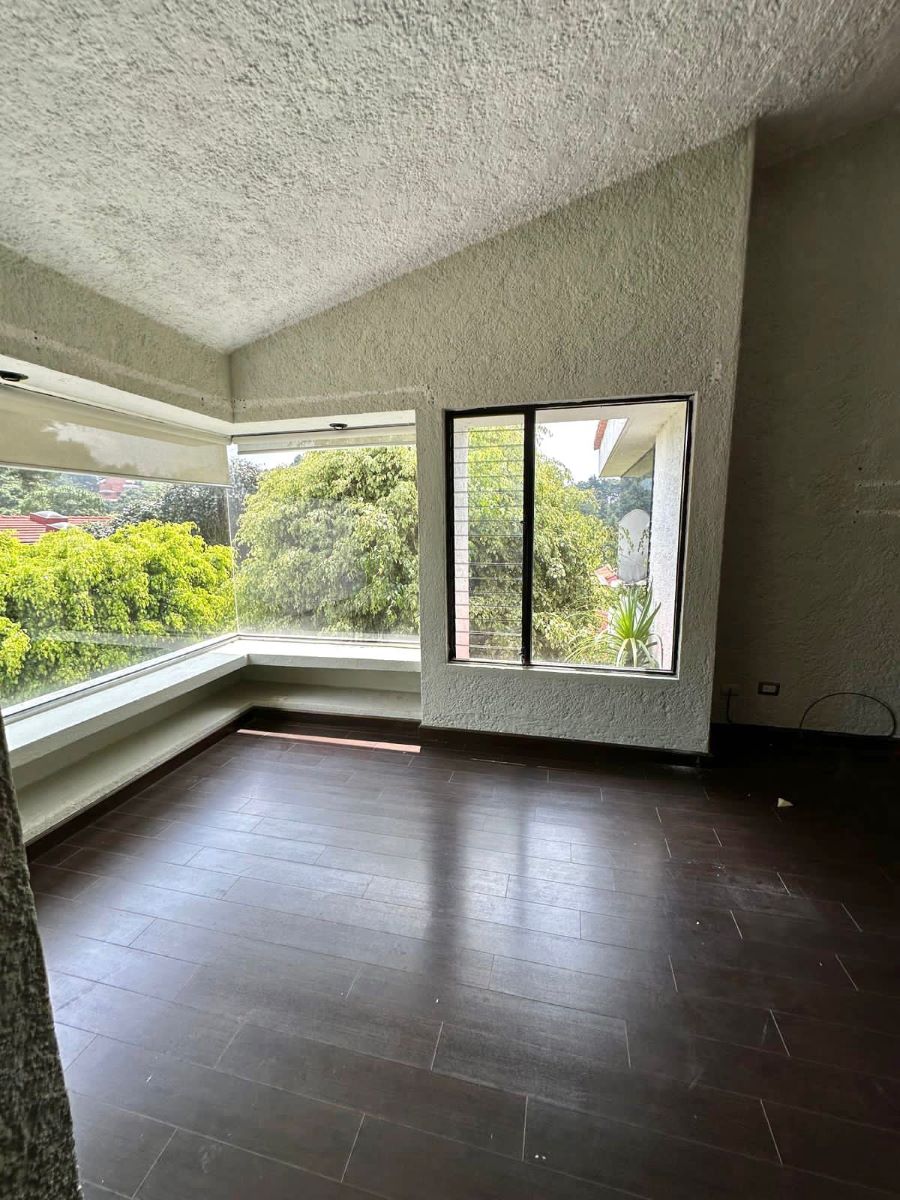 Venta de Casa o Casas, Terrenos, Propiedades, Apartamentos, Inmuebles en Guatemala, zona 11, zona 7, zona 2, zona 18, zona 16, Mixco, Carretera Al Salvador, Fraijanes, Santa Catarina Pinula, Antigua Guatemala, Villa Nueva, Villa Canales, San Miguel Petapa - Venta o Alquiler de Casas En Guatemala