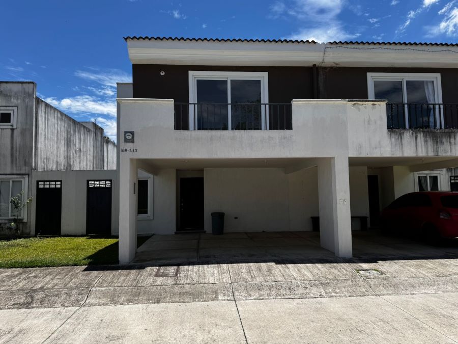 Venta de Casa o Casas, Terrenos, Propiedades, Apartamentos, Inmuebles en Guatemala, zona 11, zona 7, zona 2, zona 18, zona 16, Mixco, Carretera Al Salvador, Fraijanes, Santa Catarina Pinula, Antigua Guatemala, Villa Nueva, Villa Canales, San Miguel Petapa - Venta o Alquiler de Casas En Guatemala