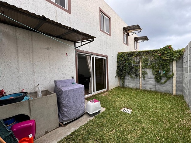 Venta de Casa o Casas, Terrenos, Propiedades, Apartamentos, Inmuebles en Guatemala, zona 11, zona 7, zona 2, zona 18, zona 16, Mixco, Carretera Al Salvador, Fraijanes, Santa Catarina Pinula, Antigua Guatemala, Villa Nueva, Villa Canales, San Miguel Petapa - Venta o Alquiler de Casas En Guatemala