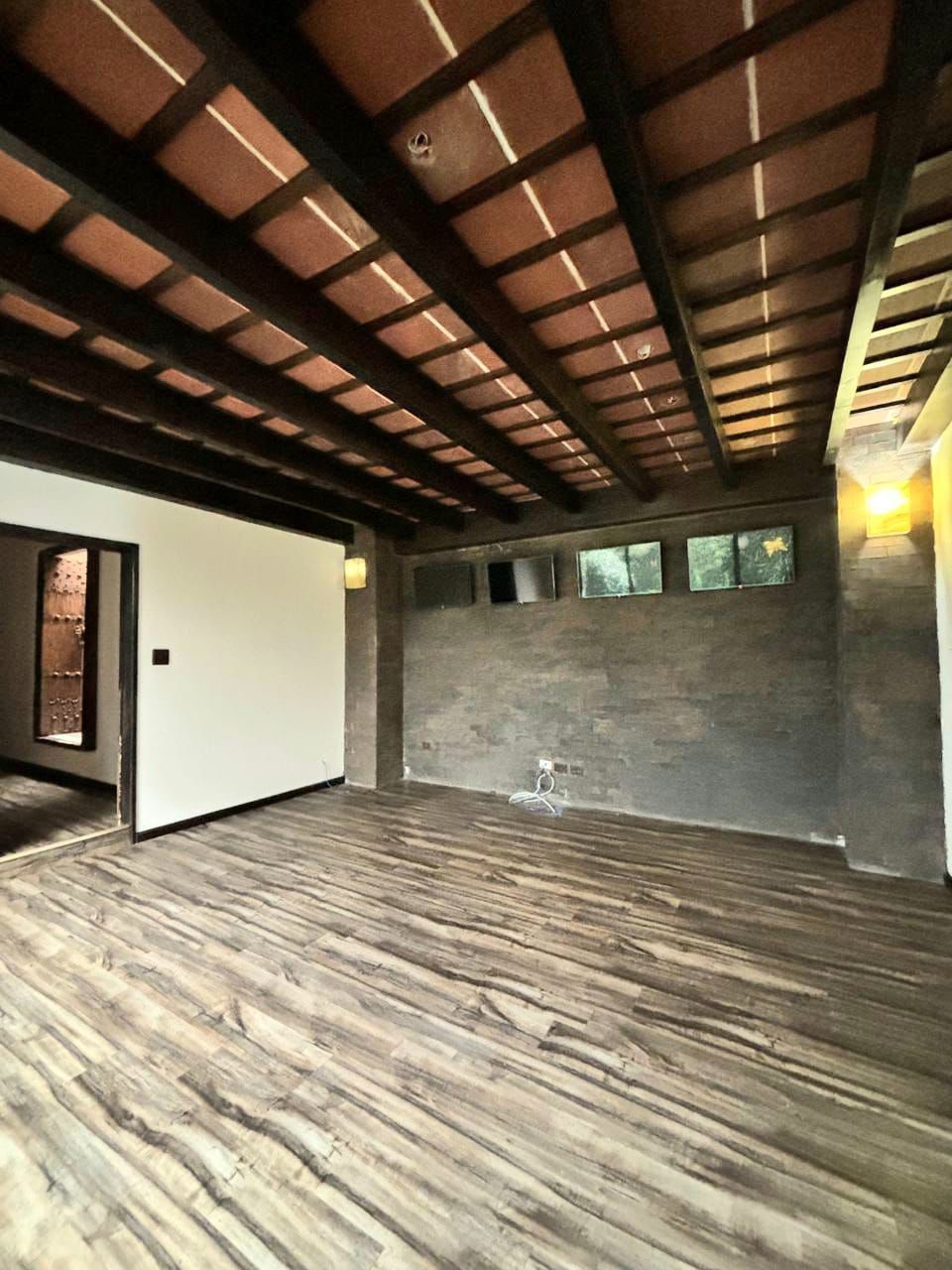 Venta de Casa o Casas, Terrenos, Propiedades, Apartamentos, Inmuebles en Guatemala, zona 11, zona 7, zona 2, zona 18, zona 16, Mixco, Carretera Al Salvador, Fraijanes, Santa Catarina Pinula, Antigua Guatemala, Villa Nueva, Villa Canales, San Miguel Petapa - Venta o Alquiler de Casas En Guatemala