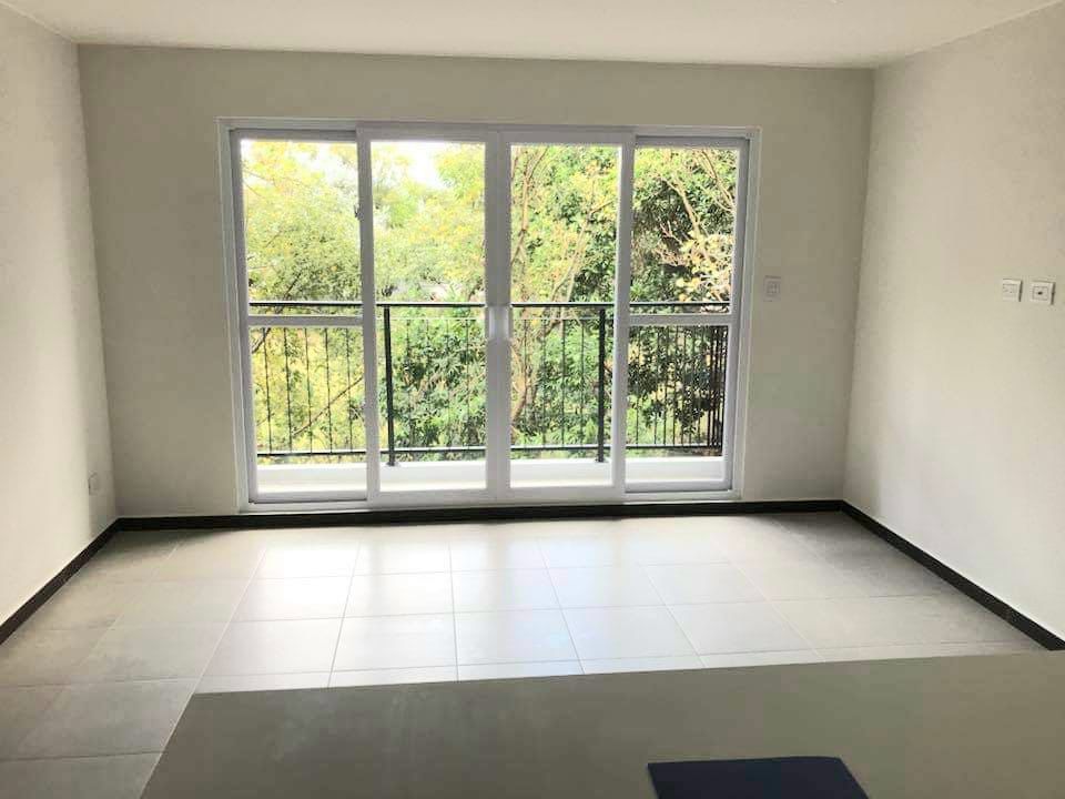 Venta de Casa o Casas, Terrenos, Propiedades, Apartamentos, Inmuebles en Guatemala, zona 11, zona 7, zona 2, zona 18, zona 16, Mixco, Carretera Al Salvador, Fraijanes, Santa Catarina Pinula, Antigua Guatemala, Villa Nueva, Villa Canales, San Miguel Petapa - Venta o Alquiler de Casas En Guatemala