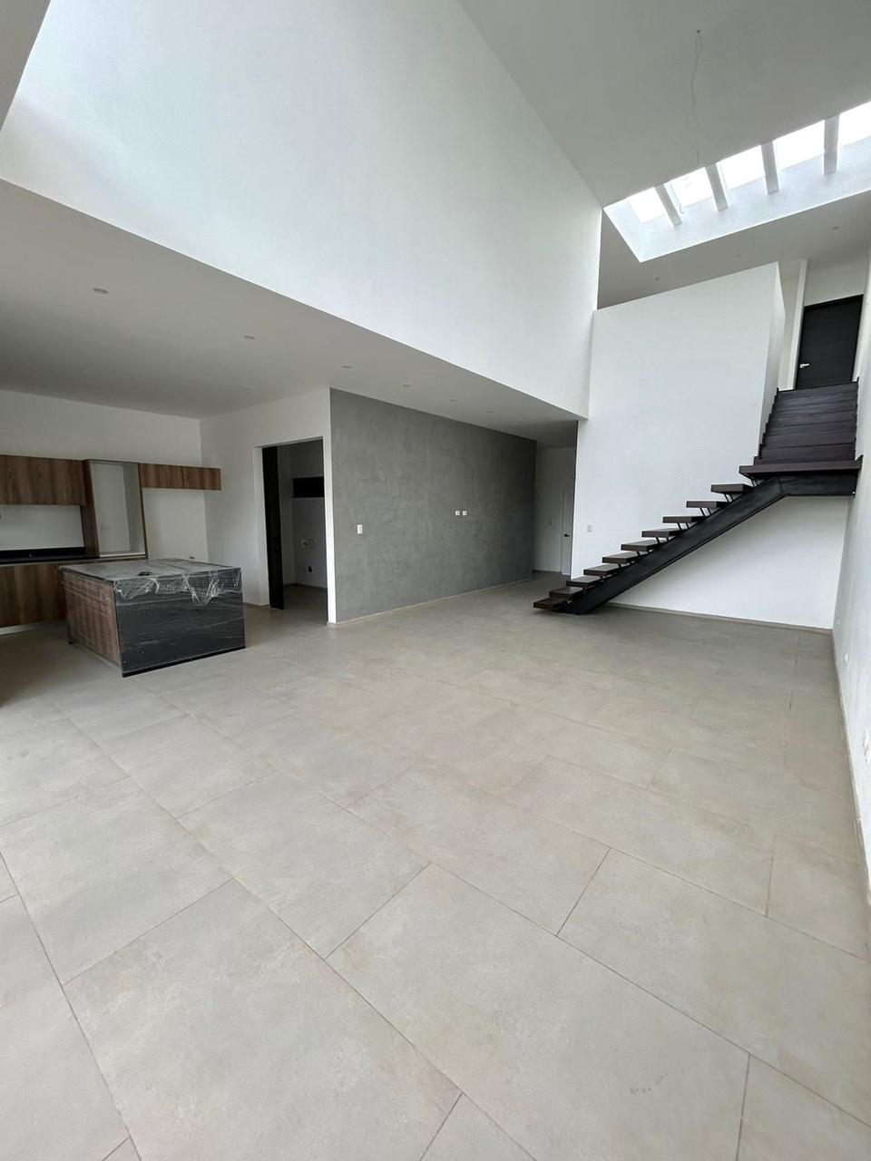 Venta de Casa o Casas, Terrenos, Propiedades, Apartamentos, Inmuebles en Guatemala, zona 11, zona 7, zona 2, zona 18, zona 16, Mixco, Carretera Al Salvador, Fraijanes, Santa Catarina Pinula, Antigua Guatemala, Villa Nueva, Villa Canales, San Miguel Petapa - Venta o Alquiler de Casas En Guatemala