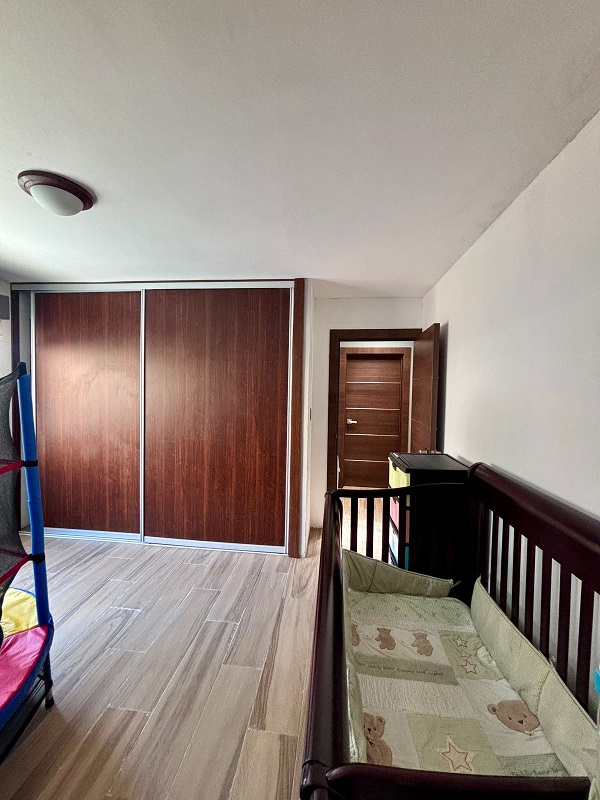 Venta de Casa o Casas, Terrenos, Propiedades, Apartamentos, Inmuebles en Guatemala, zona 11, zona 7, zona 2, zona 18, zona 16, Mixco, Carretera Al Salvador, Fraijanes, Santa Catarina Pinula, Antigua Guatemala, Villa Nueva, Villa Canales, San Miguel Petapa - Venta o Alquiler de Casas En Guatemala