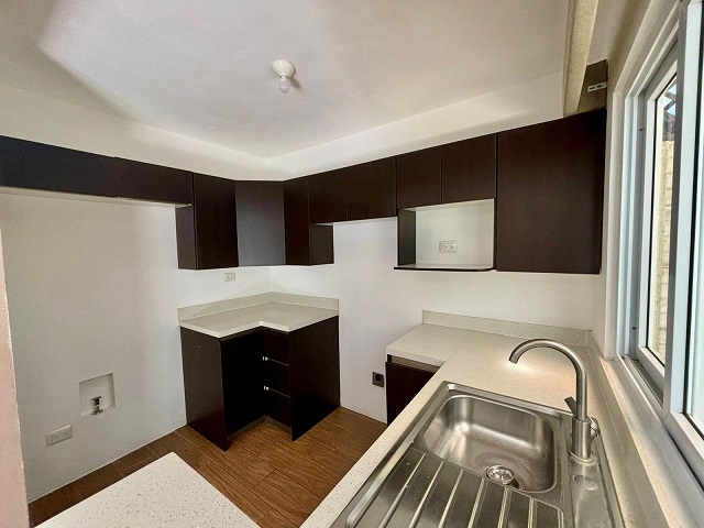 Venta de Casa o Casas, Terrenos, Propiedades, Apartamentos, Inmuebles en Guatemala, zona 11, zona 7, zona 2, zona 18, zona 16, Mixco, Carretera Al Salvador, Fraijanes, Santa Catarina Pinula, Antigua Guatemala, Villa Nueva, Villa Canales, San Miguel Petapa - Venta o Alquiler de Casas En Guatemala