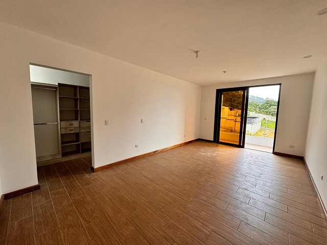 Venta de Casa o Casas, Terrenos, Propiedades, Apartamentos, Inmuebles en Guatemala, zona 11, zona 7, zona 2, zona 18, zona 16, Mixco, Carretera Al Salvador, Fraijanes, Santa Catarina Pinula, Antigua Guatemala, Villa Nueva, Villa Canales, San Miguel Petapa - Venta o Alquiler de Casas En Guatemala