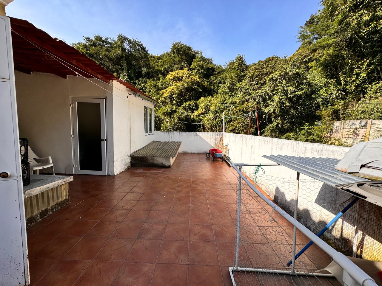 Venta de Casa o Casas, Terrenos, Propiedades, Apartamentos, Inmuebles en Guatemala, zona 11, zona 7, zona 2, zona 18, zona 16, Mixco, Carretera Al Salvador, Fraijanes, Santa Catarina Pinula, Antigua Guatemala, Villa Nueva, Villa Canales, San Miguel Petapa - Venta o Alquiler de Casas En Guatemala