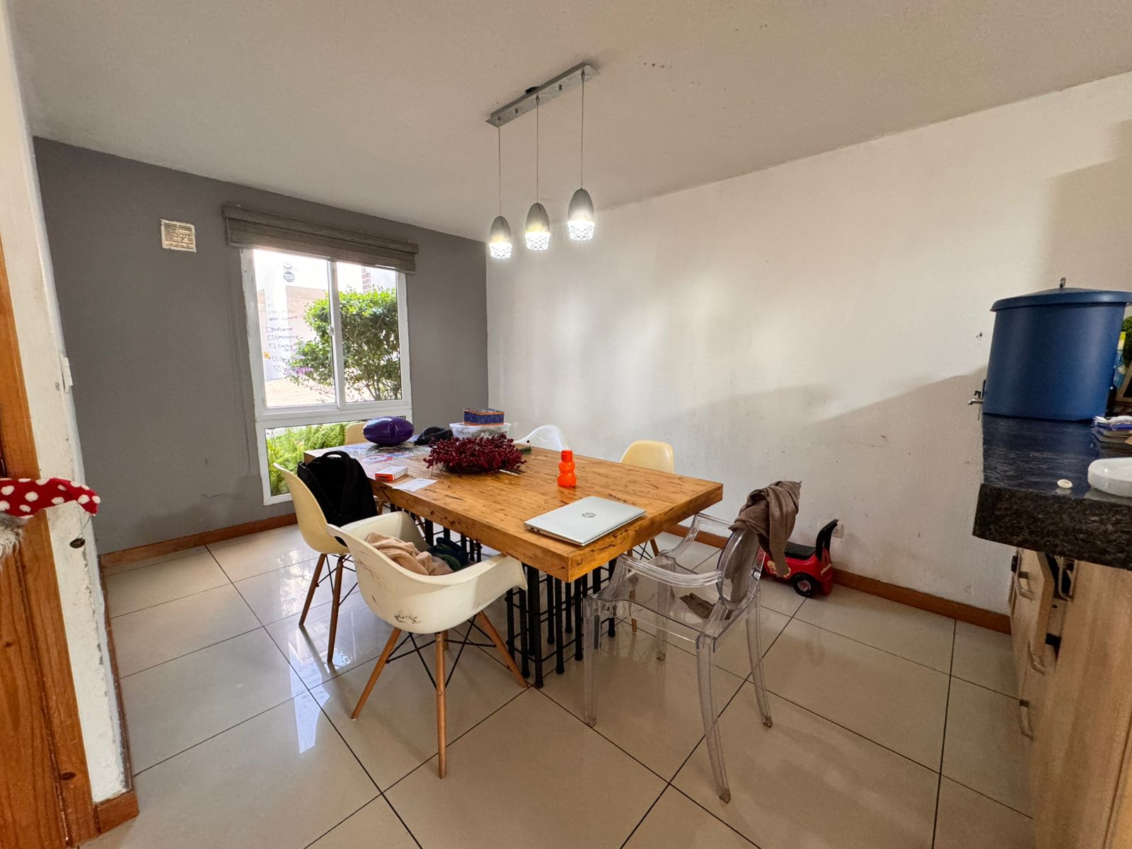 Venta de Casa o Casas, Terrenos, Propiedades, Apartamentos, Inmuebles en Guatemala, zona 11, zona 7, zona 2, zona 18, zona 16, Mixco, Carretera Al Salvador, Fraijanes, Santa Catarina Pinula, Antigua Guatemala, Villa Nueva, Villa Canales, San Miguel Petapa - Venta o Alquiler de Casas En Guatemala