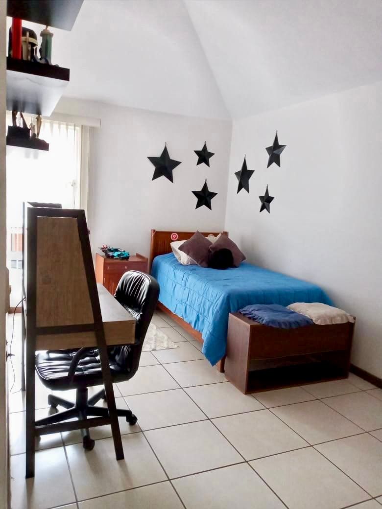 Venta de Casa o Casas, Terrenos, Propiedades, Apartamentos, Inmuebles en Guatemala, zona 11, zona 7, zona 2, zona 18, zona 16, Mixco, Carretera Al Salvador, Fraijanes, Santa Catarina Pinula, Antigua Guatemala, Villa Nueva, Villa Canales, San Miguel Petapa - Venta o Alquiler de Casas En Guatemala