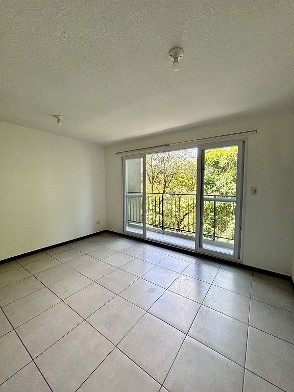 Venta de Casa o Casas, Terrenos, Propiedades, Apartamentos, Inmuebles en Guatemala, zona 11, zona 7, zona 2, zona 18, zona 16, Mixco, Carretera Al Salvador, Fraijanes, Santa Catarina Pinula, Antigua Guatemala, Villa Nueva, Villa Canales, San Miguel Petapa - Venta o Alquiler de Casas En Guatemala