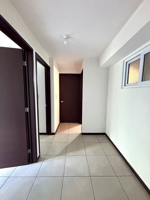 Venta de Casa o Casas, Terrenos, Propiedades, Apartamentos, Inmuebles en Guatemala, zona 11, zona 7, zona 2, zona 18, zona 16, Mixco, Carretera Al Salvador, Fraijanes, Santa Catarina Pinula, Antigua Guatemala, Villa Nueva, Villa Canales, San Miguel Petapa - Venta o Alquiler de Casas En Guatemala