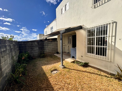 Venta de Casa o Casas, Terrenos, Propiedades, Apartamentos, Inmuebles en Guatemala, zona 11, zona 7, zona 2, zona 18, zona 16, Mixco, Carretera Al Salvador, Fraijanes, Santa Catarina Pinula, Antigua Guatemala, Villa Nueva, Villa Canales, San Miguel Petapa - Venta o Alquiler de Casas En Guatemala