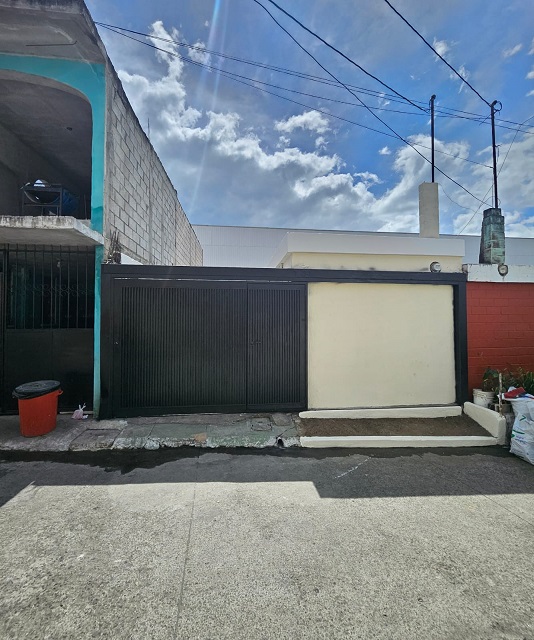 Venta de Casa o Casas, Terrenos, Propiedades, Apartamentos, Inmuebles en Guatemala, zona 11, zona 7, zona 2, zona 18, zona 16, Mixco, Carretera Al Salvador, Fraijanes, Santa Catarina Pinula, Antigua Guatemala, Villa Nueva, Villa Canales, San Miguel Petapa - Venta o Alquiler de Casas En Guatemala